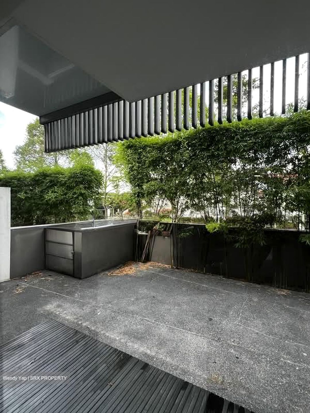 Illoura (D10), Terrace #577191101